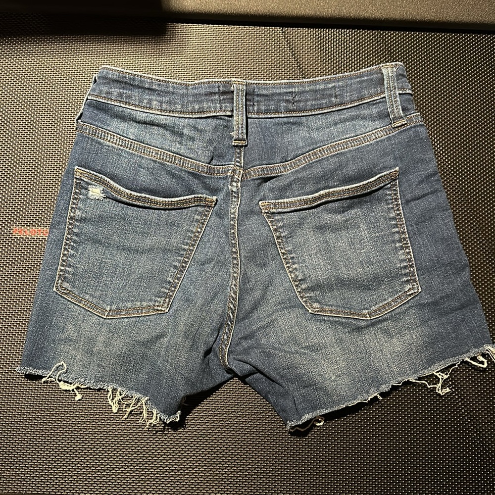 Universal Thread Denim Shorts High Rise midi - Picture 6 of 6
